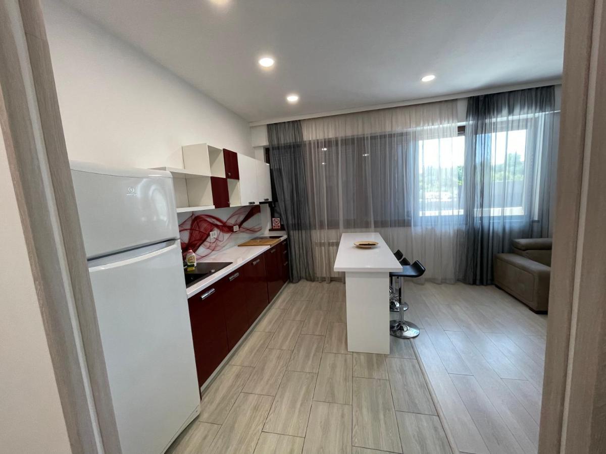 Mamaia Lake Apartments كونستانتا المظهر الخارجي الصورة
