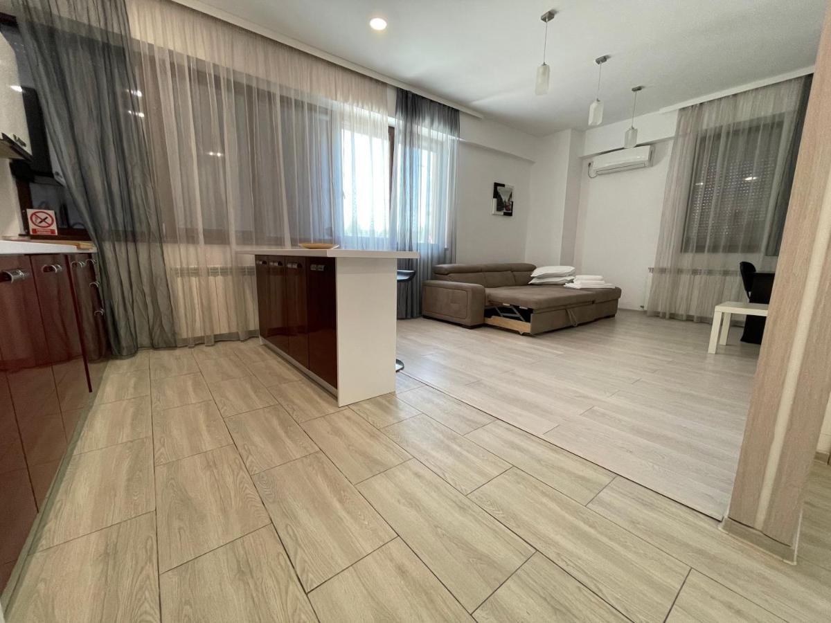 Mamaia Lake Apartments كونستانتا المظهر الخارجي الصورة