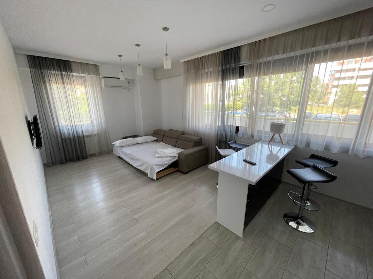 Mamaia Lake Apartments كونستانتا المظهر الخارجي الصورة