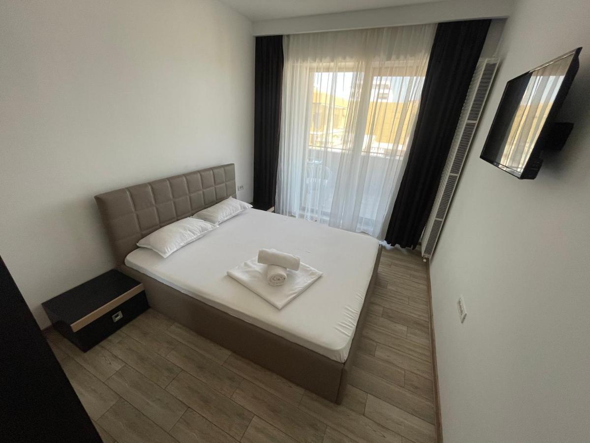 Mamaia Lake Apartments كونستانتا المظهر الخارجي الصورة